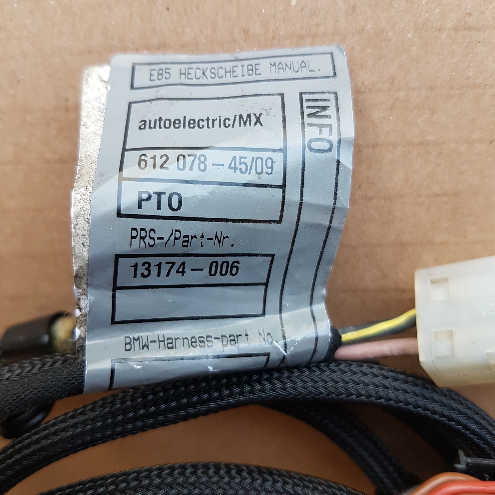 BMW Z4 E85 Roadster Cabrio Verdeck Kabel Heckscheibe Kontakt Schalter 13174006