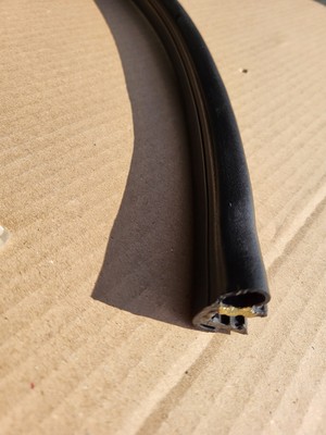 BMW Z3 Roadster Tür Dichtung  Fahrer Seite Dicht Gummi Kantenschutz LINKS  – Bild 2