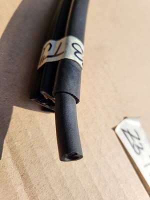 BMW Z3 Roadster Tür Dichtung  Fahrer Seite Dicht Gummi Kantenschutz LINKS  – Bild 3