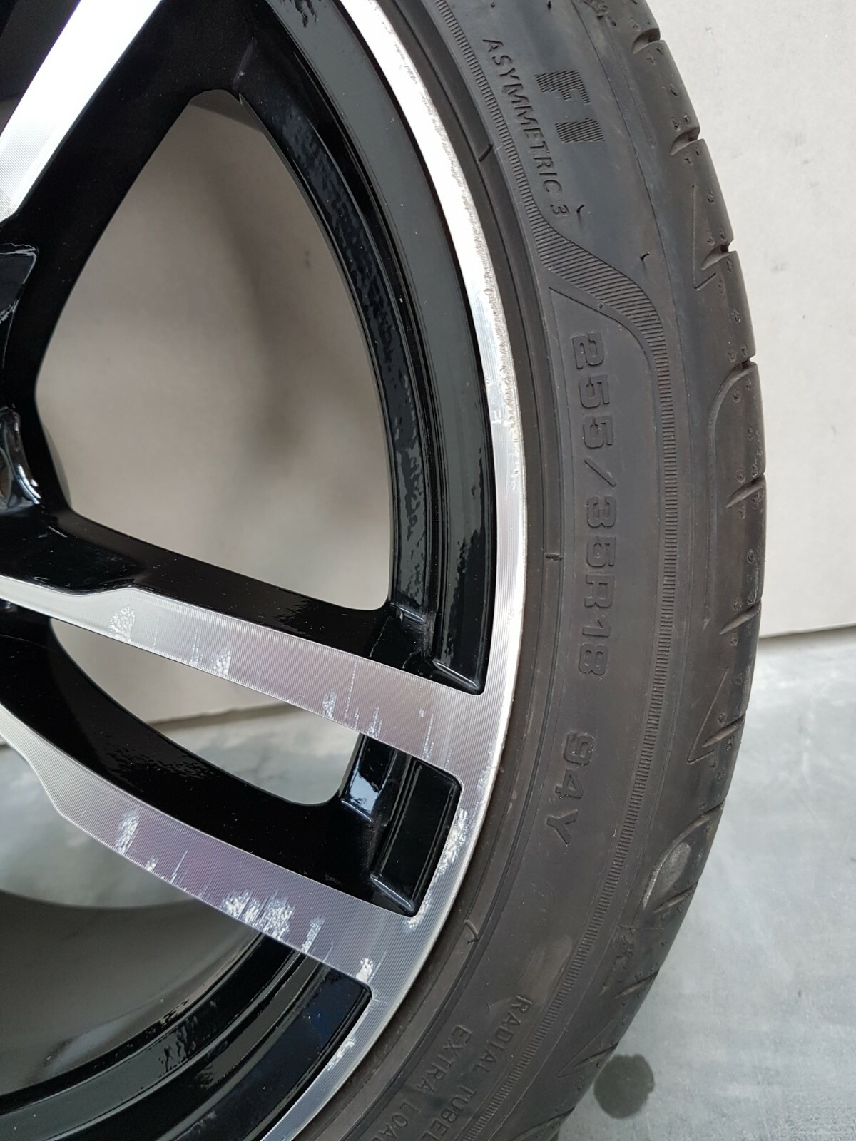 DREI BMW Z4 E85 E86 Leichtmetall Alufelge 9 J x 18 Zoll Goodyear 255/35 ABHOLUNG