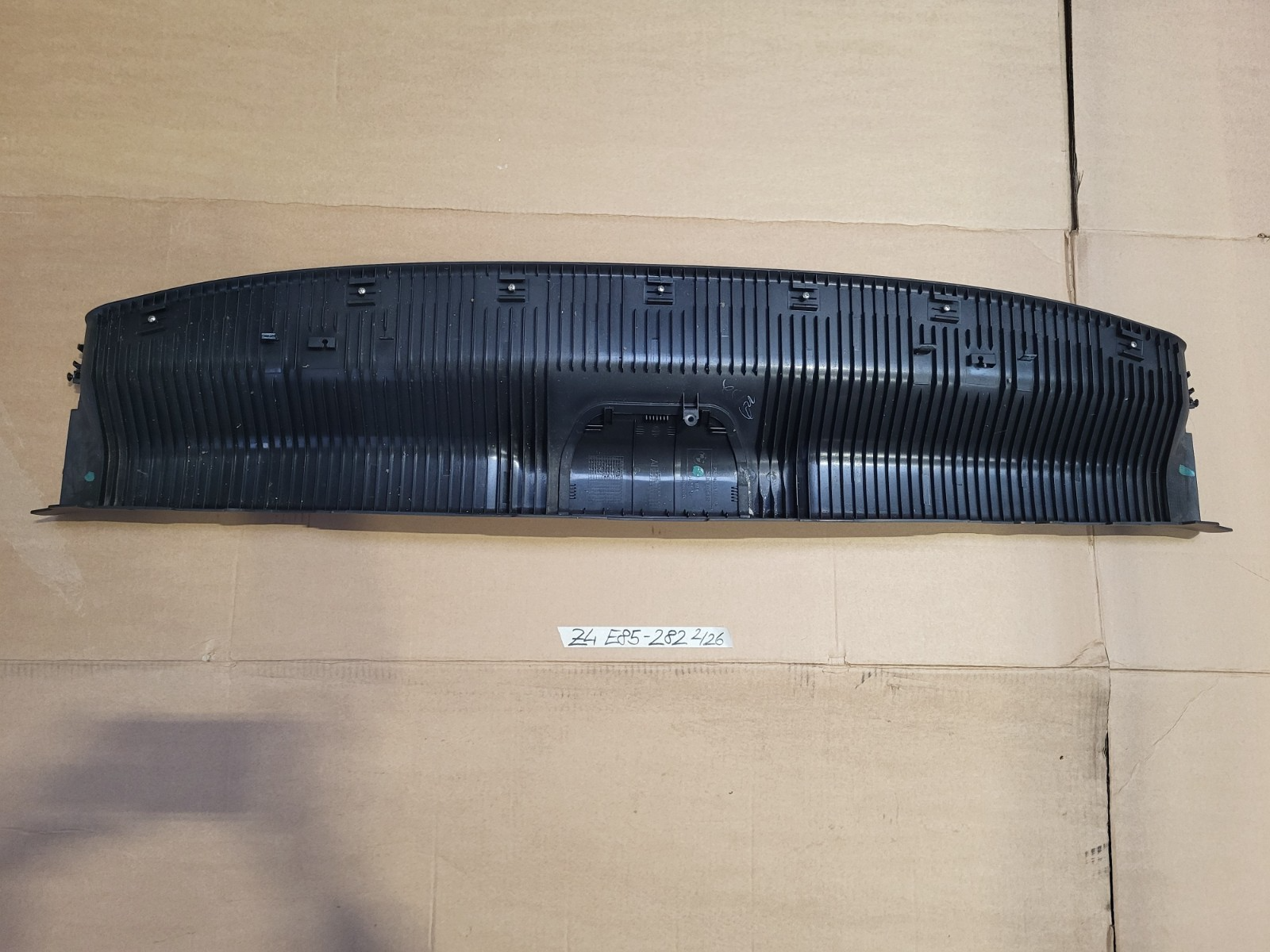 BMW Z4 E85 Roadster Verdeck Blende Leiste innen Windlauf Verkleidung 7056282  – Bild 8