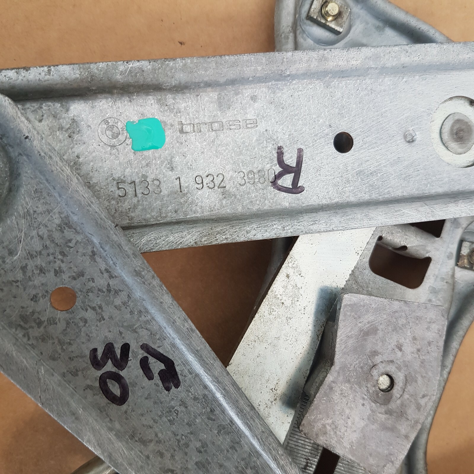 BMW E30 Cabrio Fensterheber Gestänge + Motor ohne Scheibe  HINTEN RECHTS