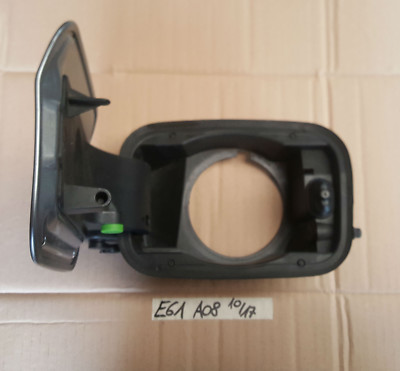 BMW E60 / E61 Tankdeckel Tank Klappe Tankverschluss silber grau metallic A08 – Bild 2