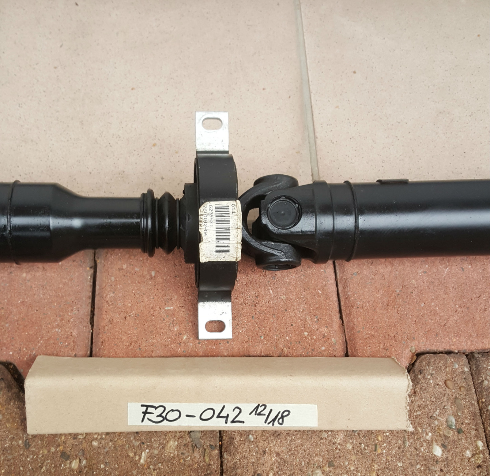 BMW 3er F30 F31 4er F32 F33 Gelenkwelle Kardanwelle Automatikgetriebe 7600042