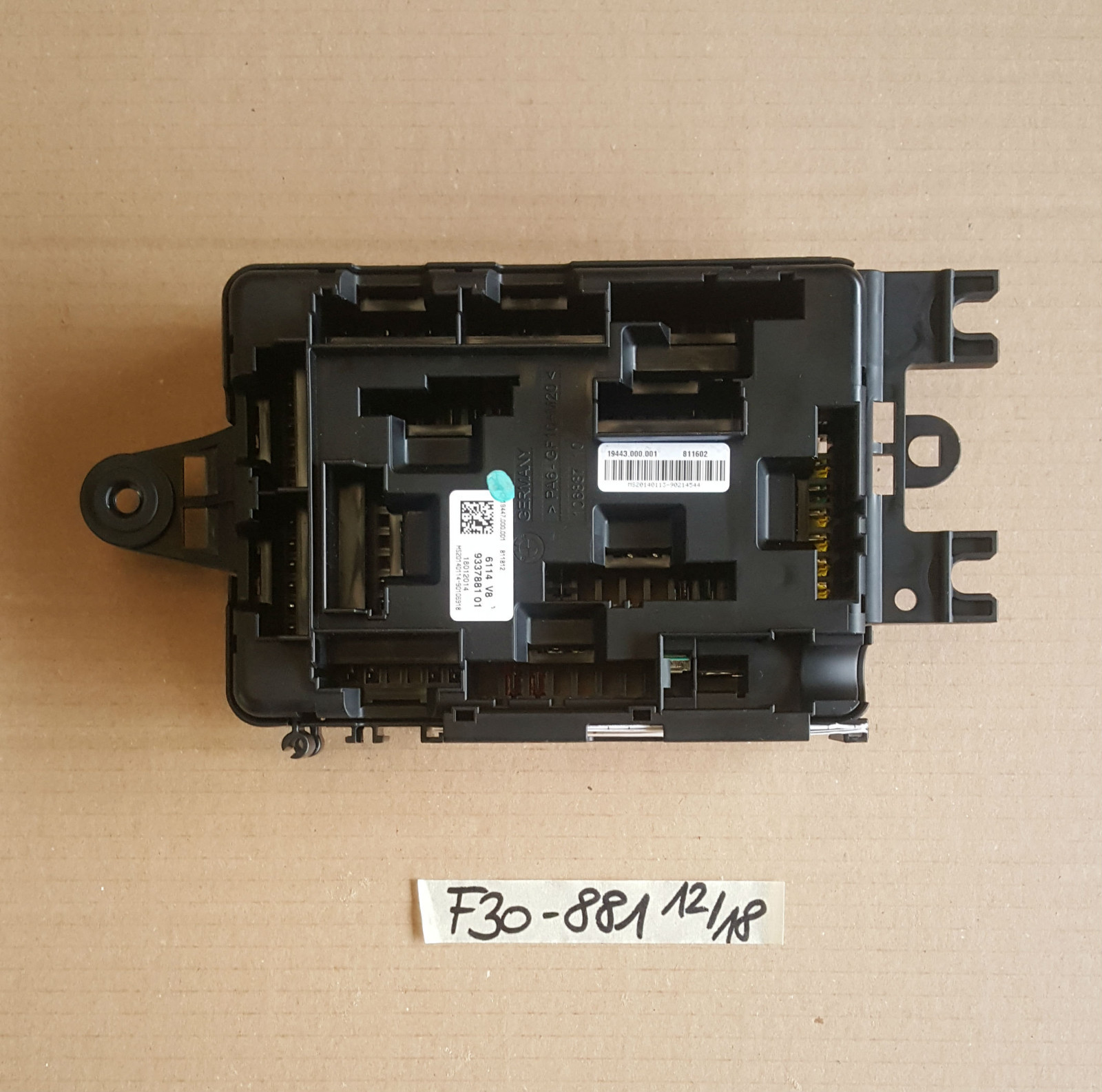 BMW F20 F21 F30 F31 F34 F35 F80 Sicherungskasten HINTEN 9337881