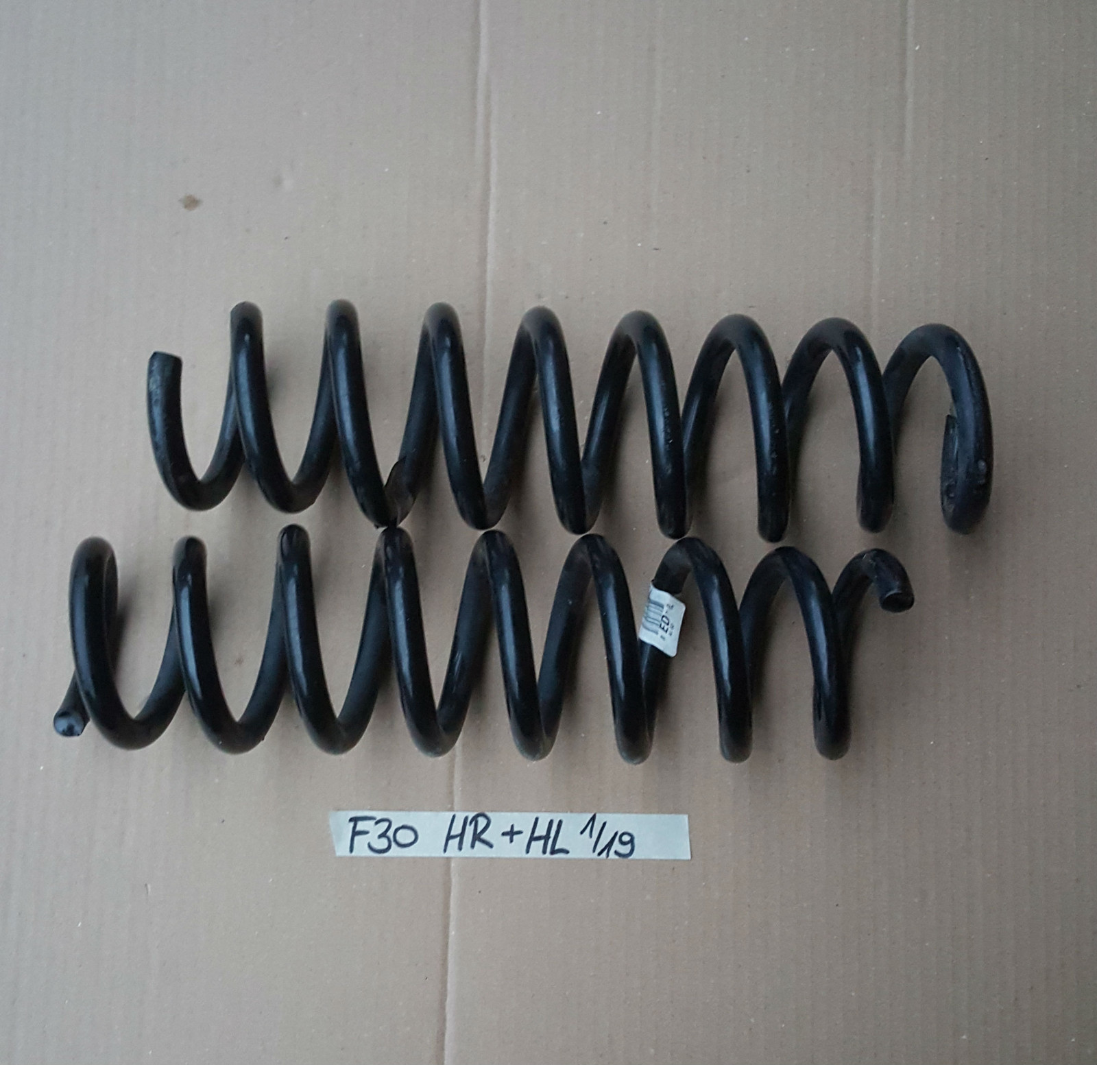 BMW F30 Spiral Schrauben Tonnen Feder für Fahrwerk HINTEN links rechts 