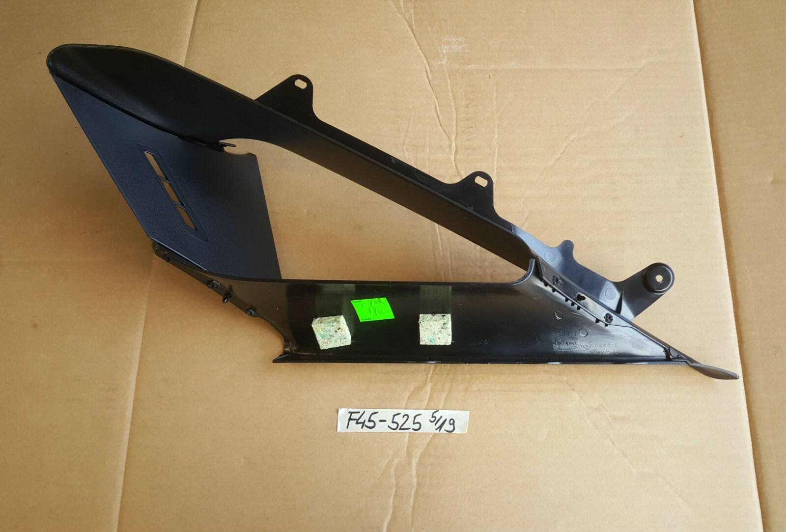 BMW 2er F45 Active Tourer Seiten Verkleidung Scheibe Fahrer Seite VORNE LINKS 