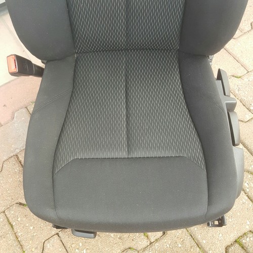 BMW F30 F31 F34 Fahrer Sitz Stoff schwarz grau anthrazit mit Airbag  VORNE LINKS