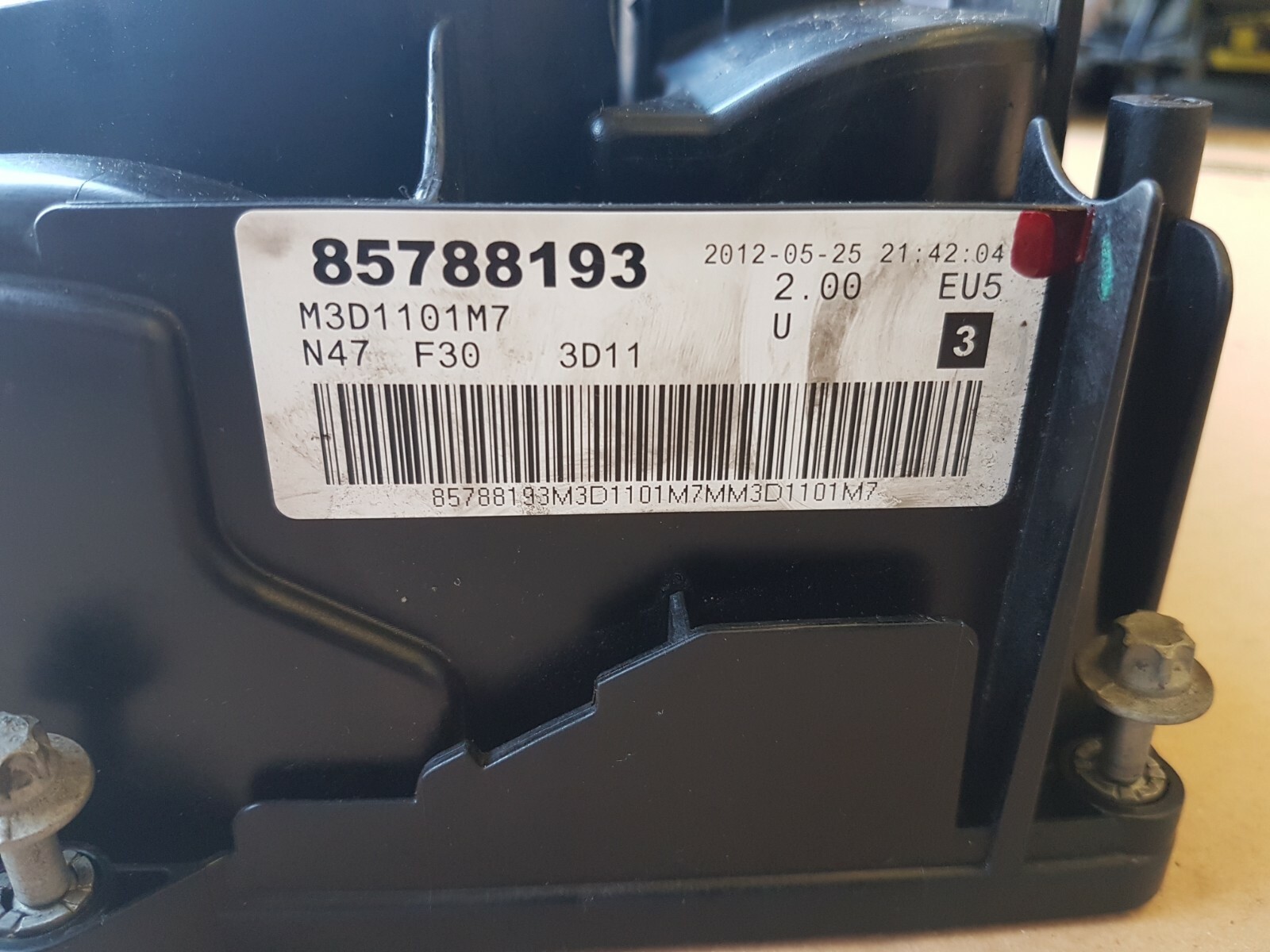 BMW F20 F21 F30 F31 F34 Zylinderkopf Haube 316 - 320 D  N47 Ventildeckel 7810584 – Bild 4