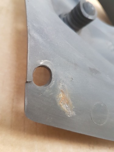 BMW Z4 E85 Verkleidung  Schlossträger Kühler Motor Abdeckung  7162123 beschädigt – Bild 4