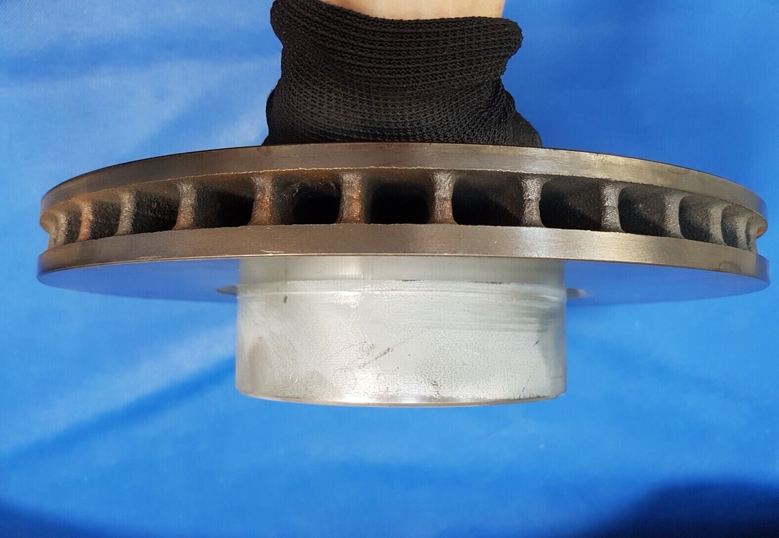 Original BMW E32 E34 Bremsscheibe VORNE belüftet 1159896 – Bild 3