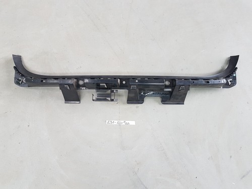 BMW E91 LCI Halter Stossfänger Führung Stoßstange Mitte hinten 7127720 – Bild 2