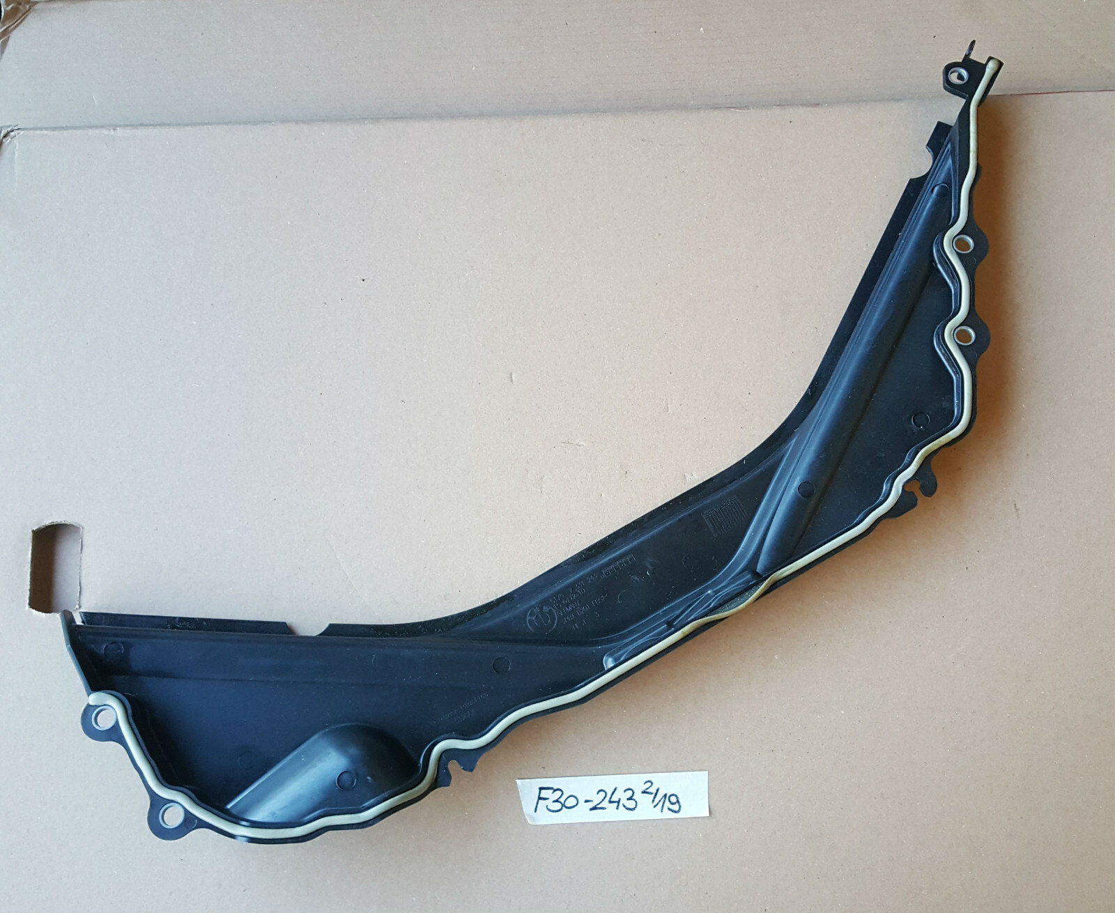 BMW  F20 F21 F30 F31 F34 F35 Trennwand Aggregateraum Verkleidung oben 7331243