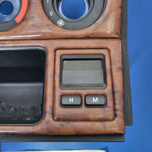 BMW Z3 Roadster Mittelkonsole Klima Blende Holz Optik 8410710 + Digital Uhr  – Bild 2