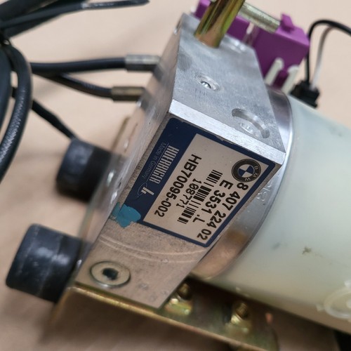 BMW Z3 Roadster Verdeck Pumpe 8407225  elektrisch Hydraulik Einheit +  Leitung 