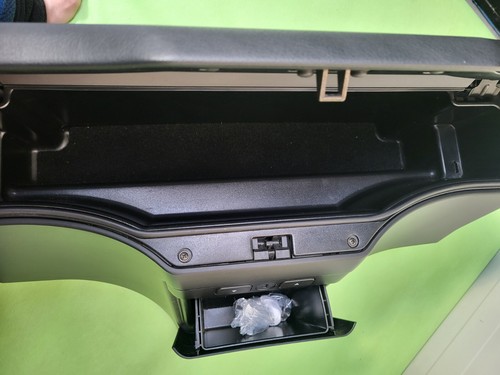 BMW Z3 Roadster Staufach Handschuhfach HINTEN Ablage Fach schwarz Black