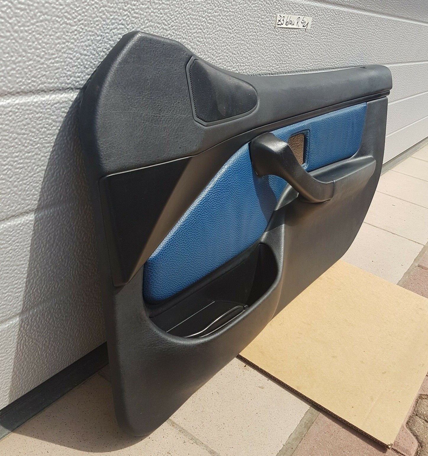 BMW Z3 Roadster Tür Verkleidung schwarz blau Türtafel Tür Pappe RECHTS + Griff  – Bild 4