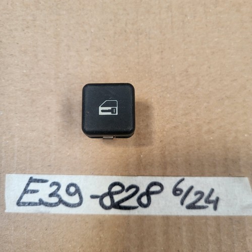 BMW E38 E39  Tür Verriegelung Schalter Zentralverriegelung 8360828 – Bild 1