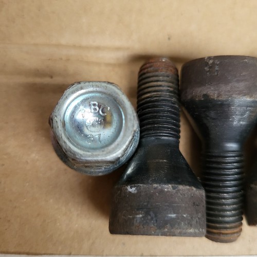 original BMW Z4 E85 E87 E90 E92 E93 E60 E61 Felgenschloss 37  Radschrauben M12