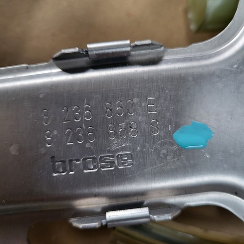 BMW E39 Fensterheber Gestänge 8236860 mit Motor 8360512