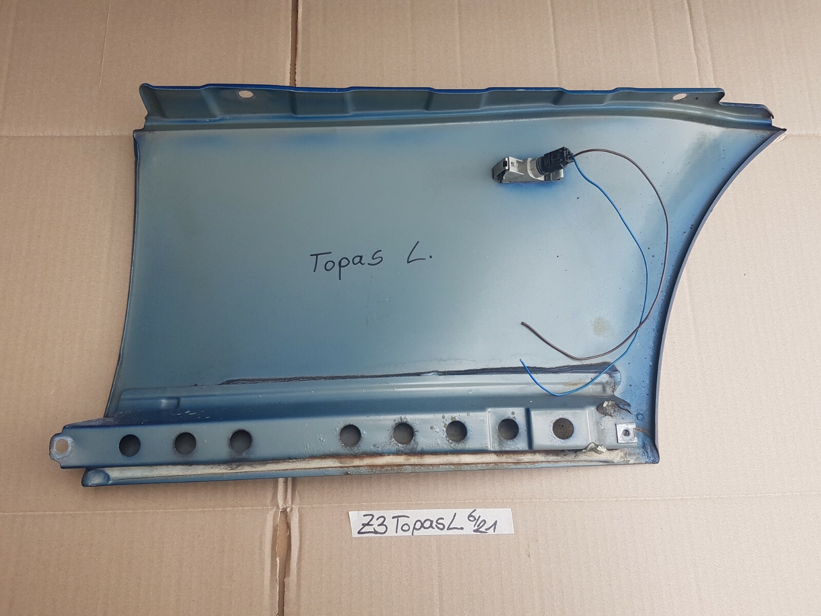 BMW Z3 Roadster Coupe Kotflügel Seitenwand  VORNE LINKS Fahrer Seite Topas blau – Bild 6