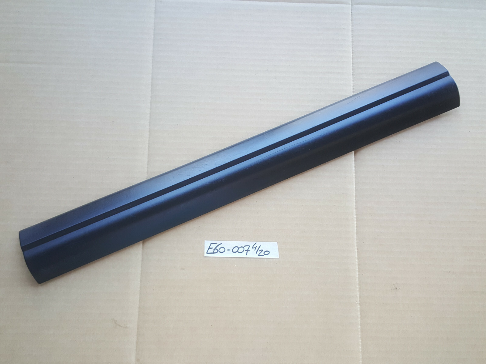 BMW 5er E60 E61 Einstiegsleiste Leiste Blende Einstieg 7025007 schwarz VORNE 