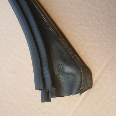 BMW Z3 Roadster Dichtung Frontscheibe Gummi Abdichtung Windlauf A-Säule 8397619 – Bild 4