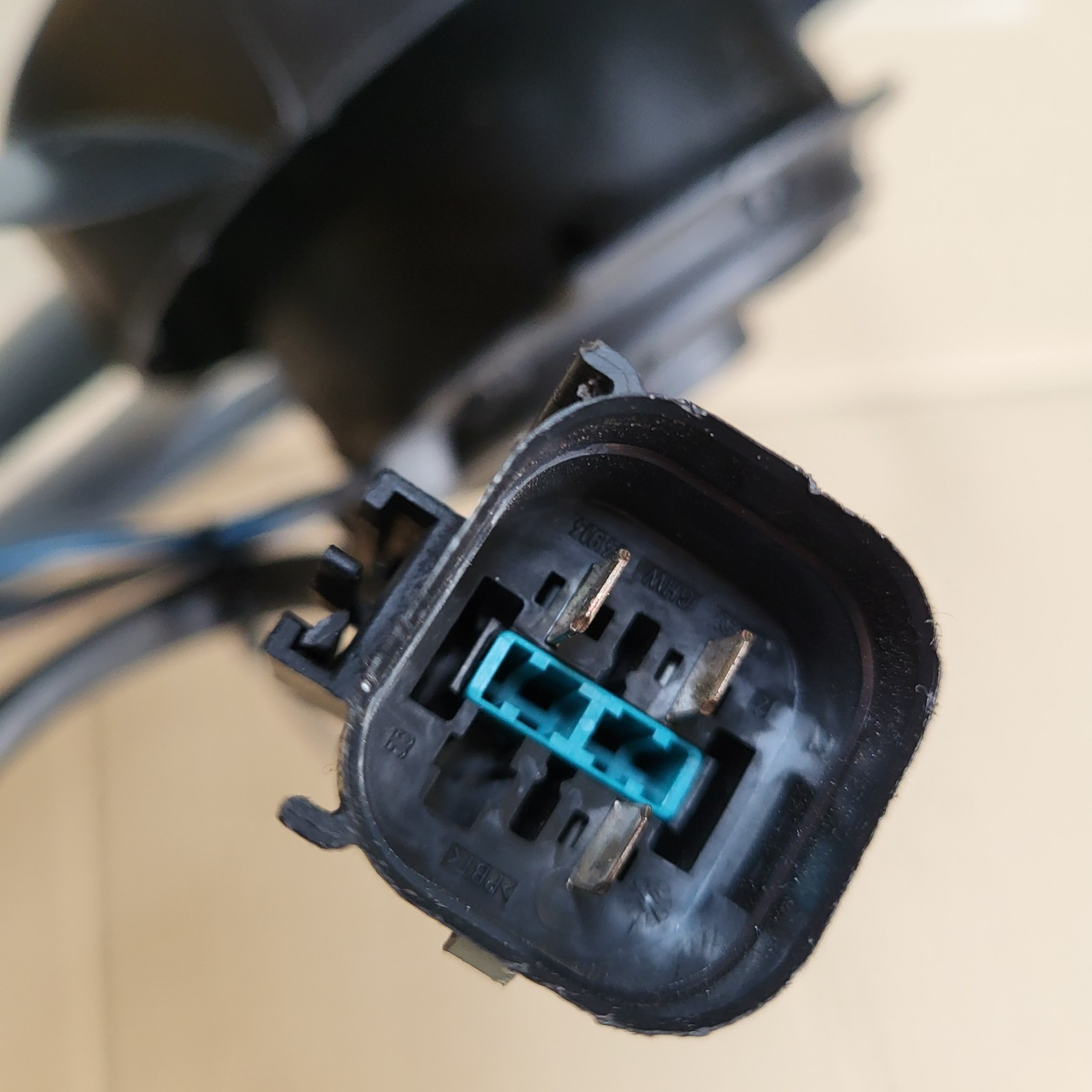 BMW E36 + Z3  Drucklüfter Klima Zusatz Lüfter Motor mit Flügelrad 6908339