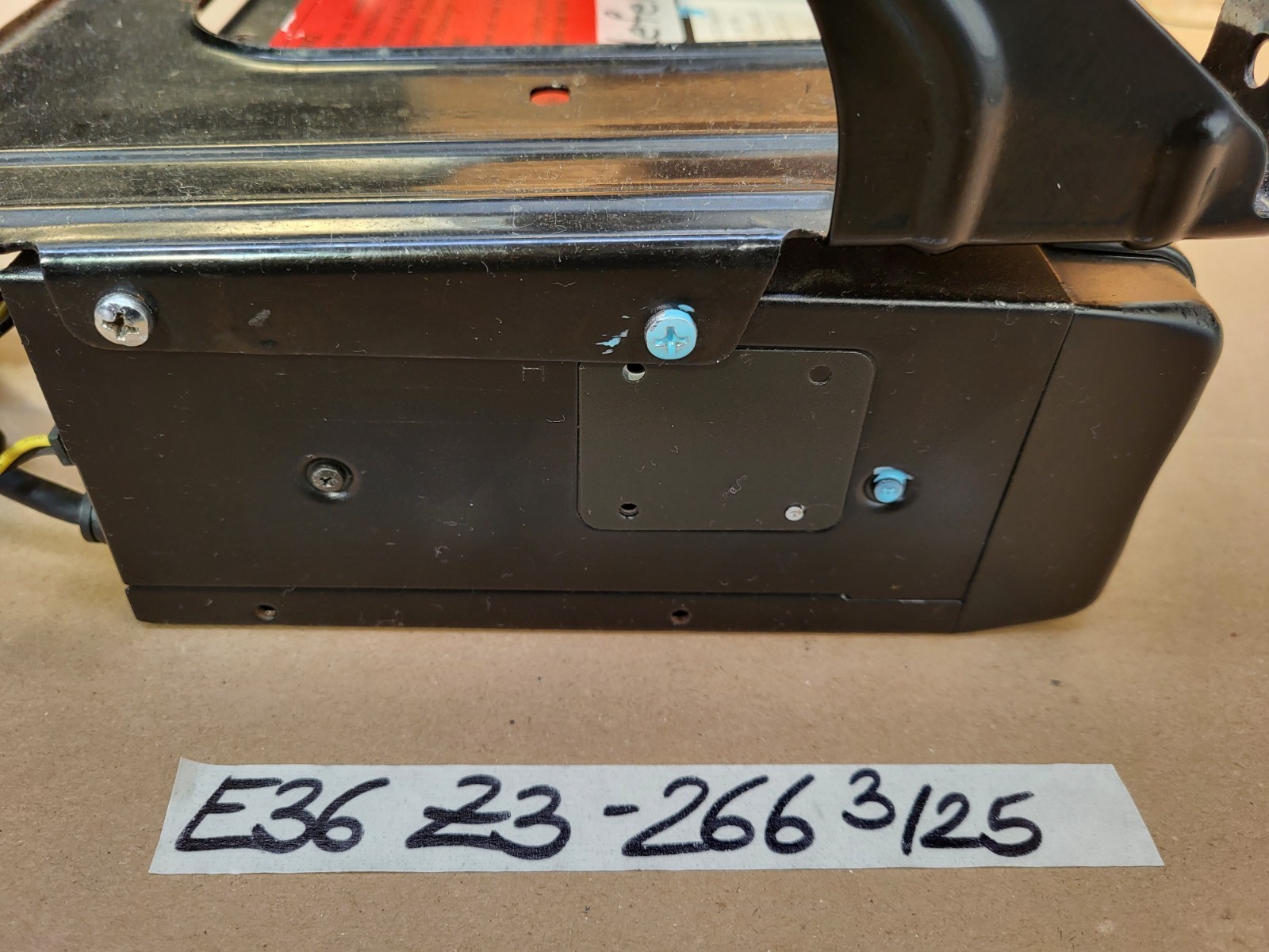 BMW Z3 Roadster Coupe CD Wechsler 8360284 + 6 Fach Magazin Changer DEFEKT