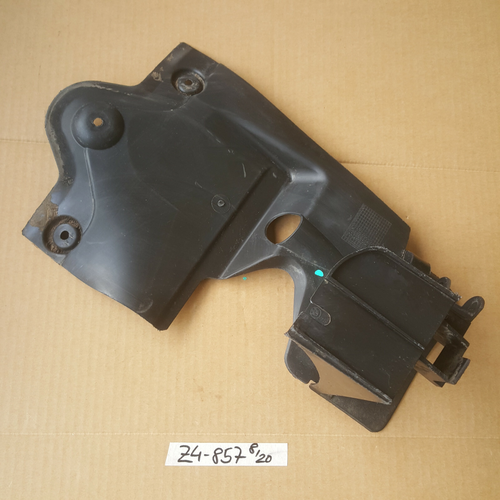 BMW Z4 E85 Unterfahrschutz Unterbodenschutz Radhausschale hinten links 7114857 – Bild 1