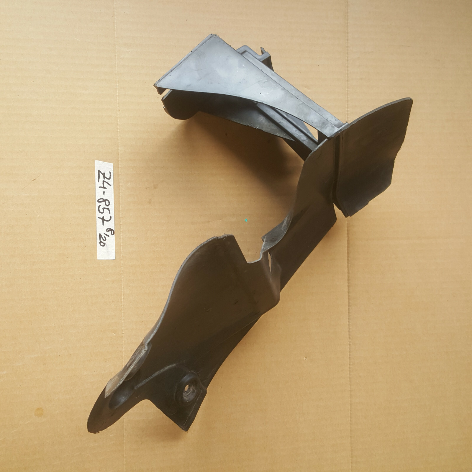 BMW Z4 E85 Unterfahrschutz Unterbodenschutz Radhausschale hinten links 7114857 – Bild 2