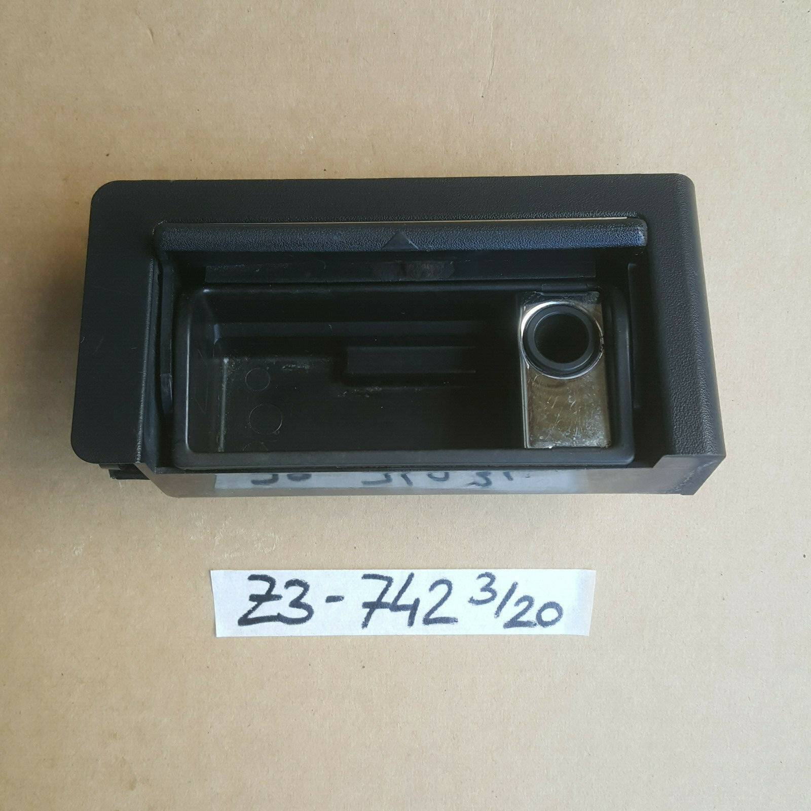 BMW Z3 Roadster Mittelkonsole Aschenbecher  8144796 Ablage Fach + Chrom 1960742 – Bild 3