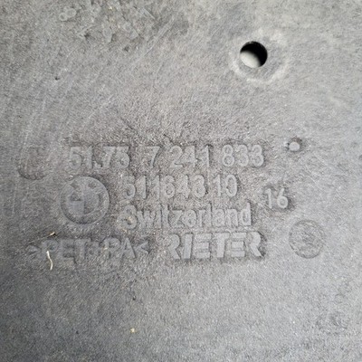 BMW F30 F31 F34 F35 F20 Unterbodenschutz Unterfahrschutz Links 7241833 ABHOLUNG – Bild 5