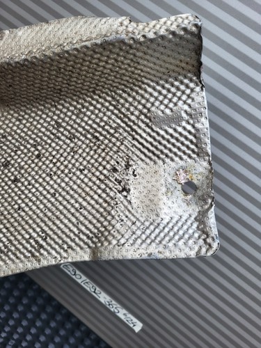 BMW E81 E82 E87 E88 E90 E91 E92 Hitzeblech Wärmeisolierung vorne rechts 7059365 – Bild 3