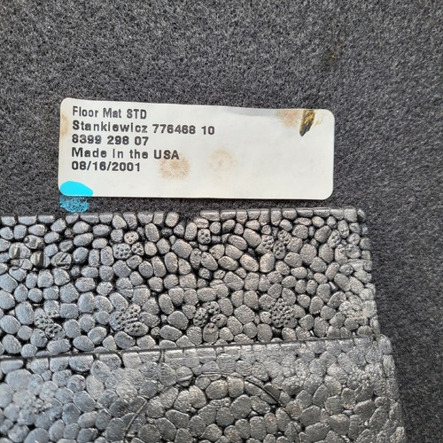 BMW Z3 Kofferraum Matte Teppich Verkleidung Gepäckraum Boden Platte 8399298 – Bild 3