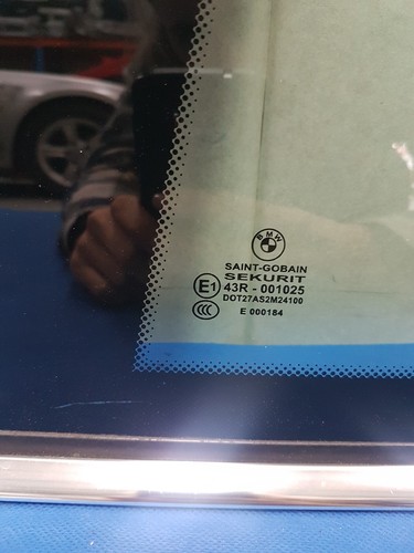 BMW E92 Coupe Seiten Scheibe Fenster Glas HINTEN LINKS 