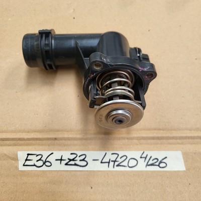 BMW  E36 + Z3 Anschlussstück Flansch Wasserpumpe Thermostat  Ventil  1721043