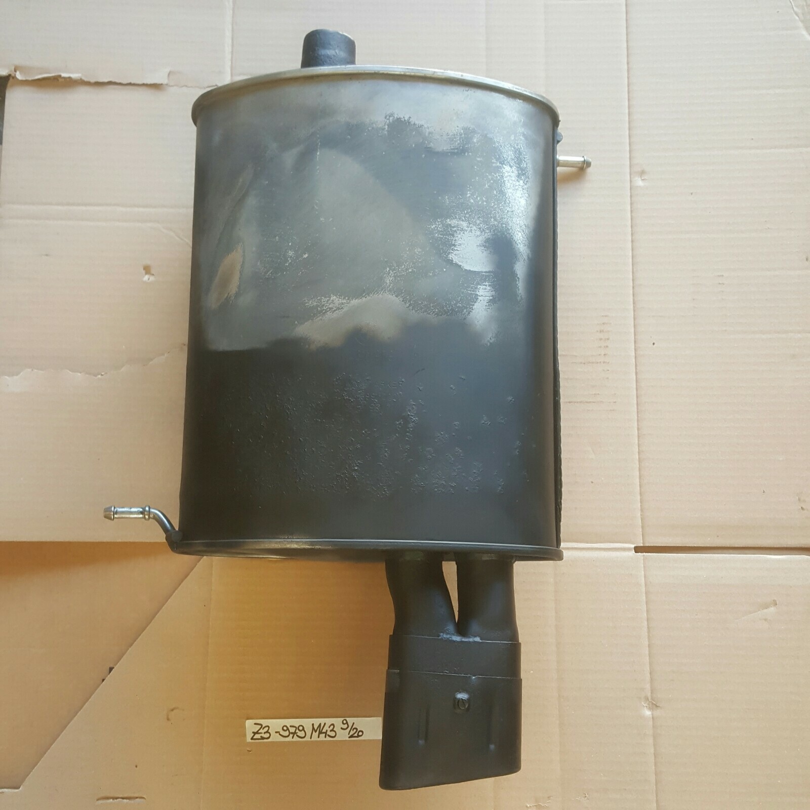 BMW Z3 Auspuff Endschalldämpfer Endtopf  85 Kw Abgas Rohr aus M43 Motor 1437979