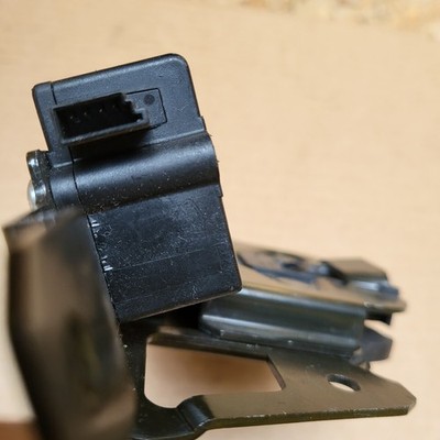 BMW E46 Heckdeckel Schloss 8229176 Kofferraum Verriegelung ZV Modul 