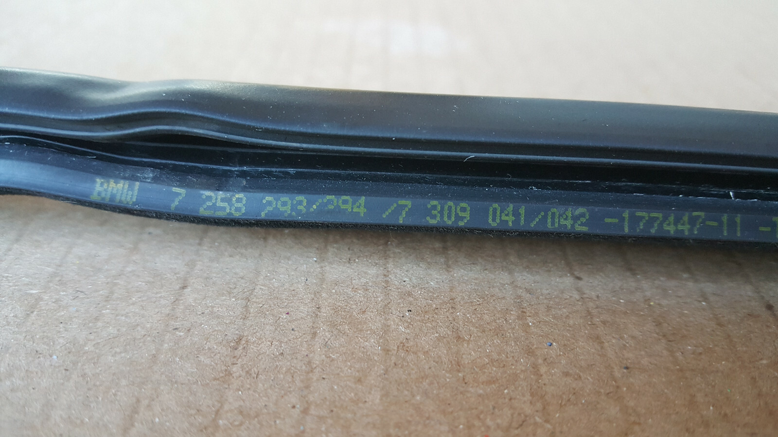 BMW F30 F80 Schachtabdichtung aussen Tür Fenster Dichtung hinten rechts 7258293