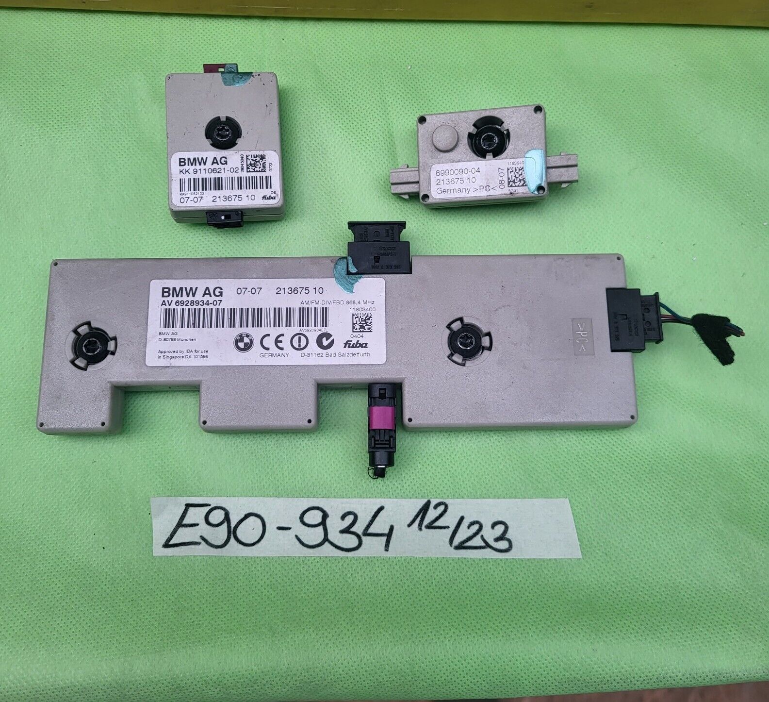 BMW E90 Getränkehalter m. USB-Ladegerät Aschenbecher E91 E92 E93 in  Niedersachsen - Barßel, Ersatz- & Reparaturteile