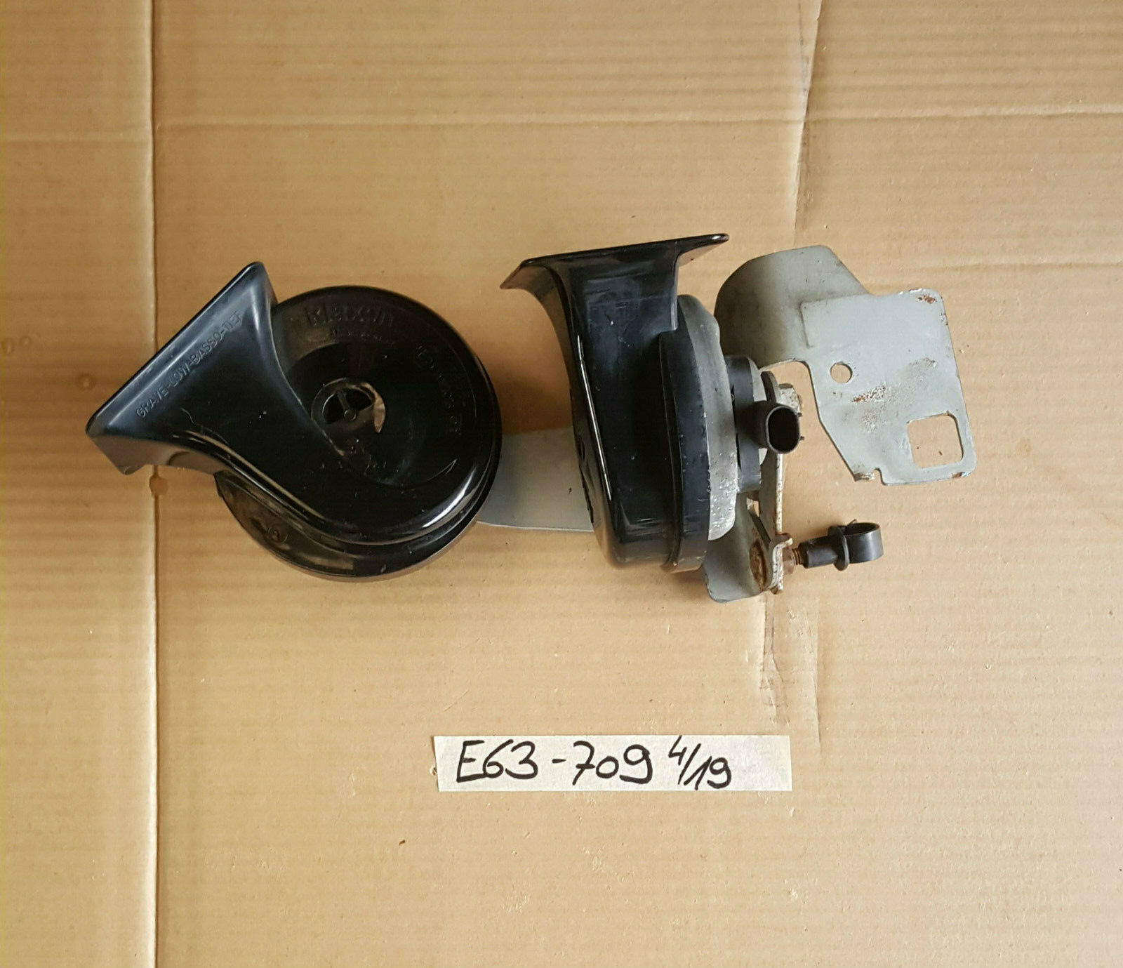 BMW E63 E64 E60 E61 Hupe high + low Fanfare / Signal Horn + Halter